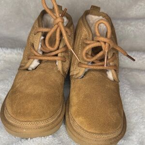 UGG  Kids Tan Suede Ankle Boots
